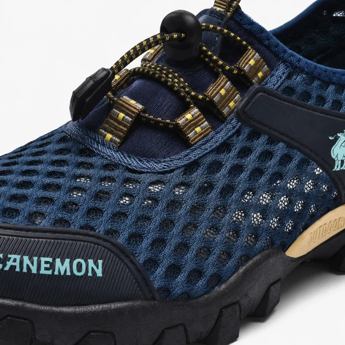 Breathable mesh detail