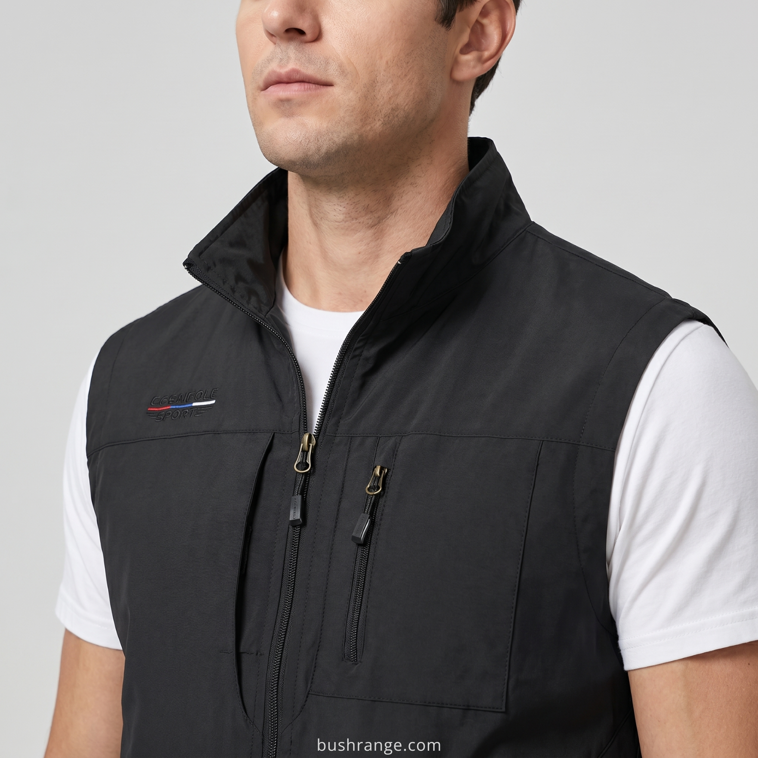 Lightweight Multi-Pocket Outdoor Vest – Quick-Dry Layer for Hiking and Travel