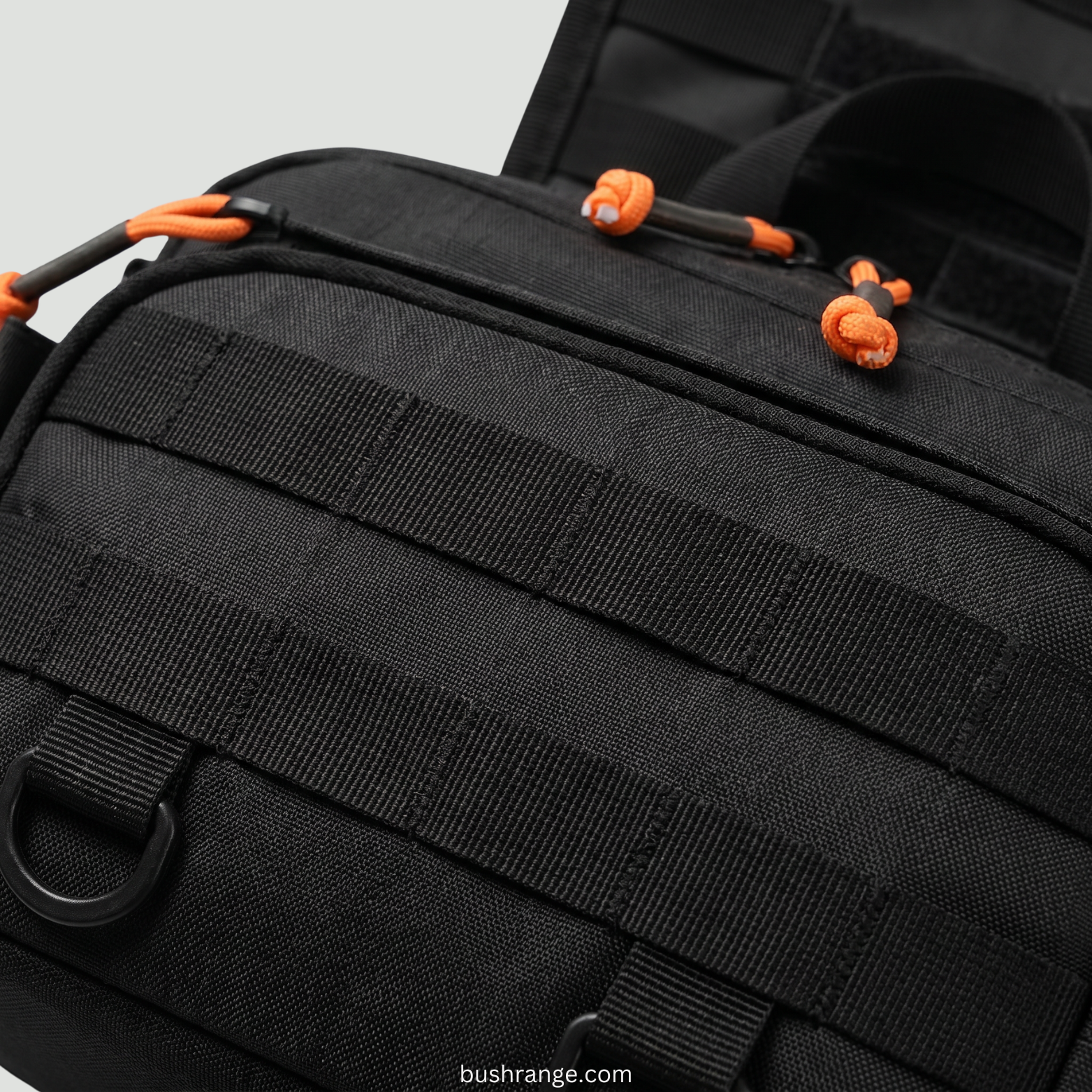 Men’s Outdoor Chest Pack – Hands-Free Zipper Storage for Active Use