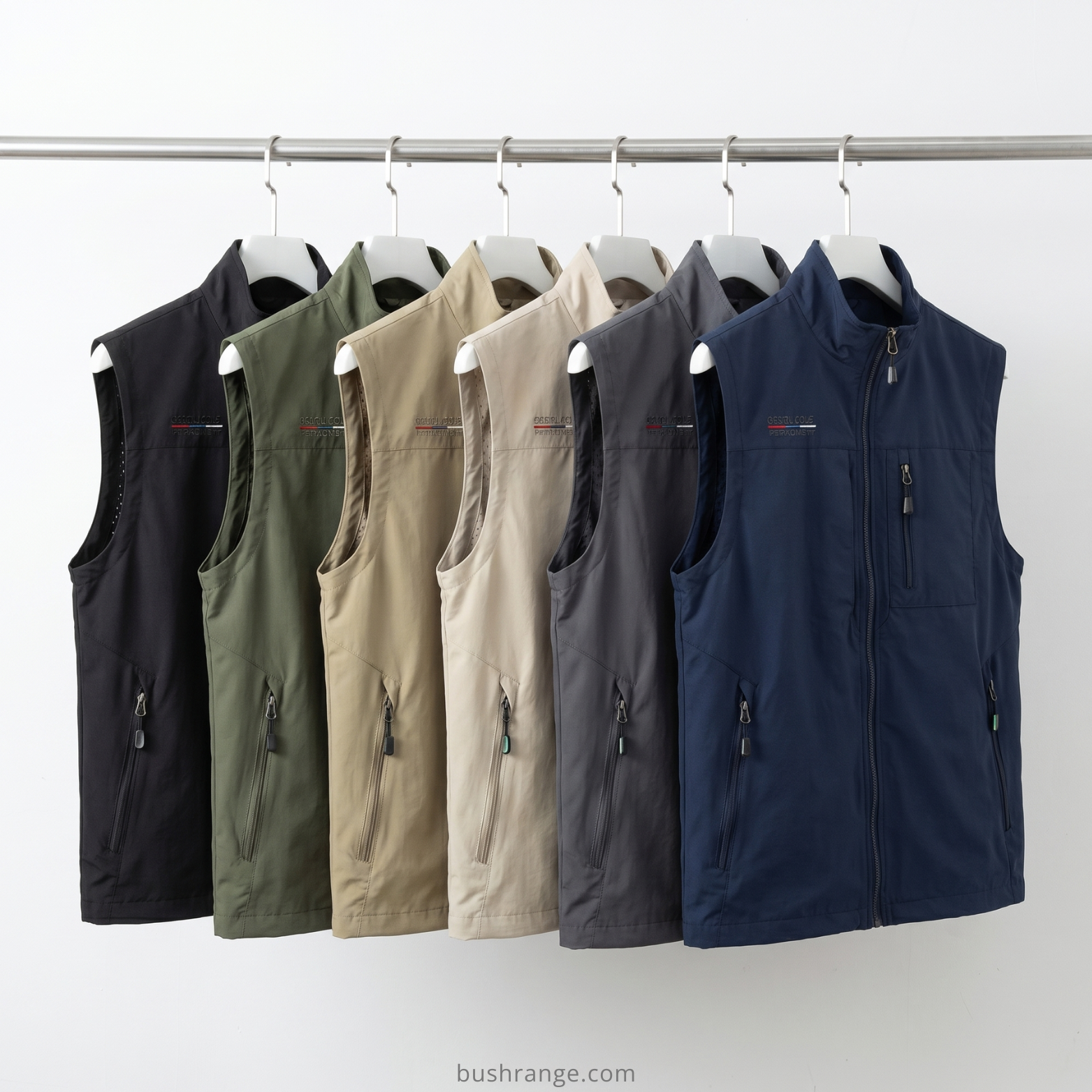 Lightweight Multi-Pocket Outdoor Vest – Quick-Dry Layer for Hiking and Travel
