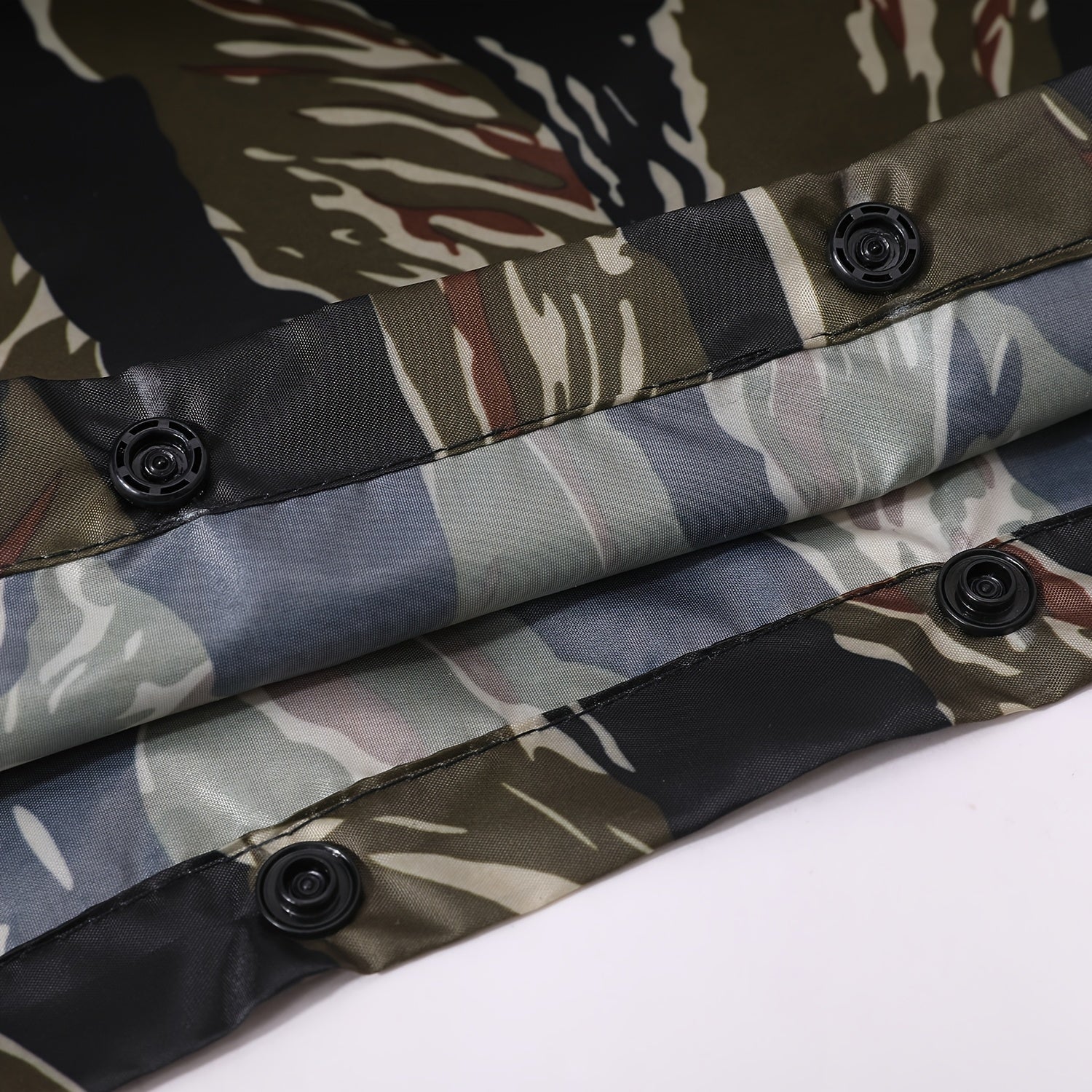 Hooded Camouflage Rain Poncho – Water - Resistant Outdoor Windbreaker - Bush Range